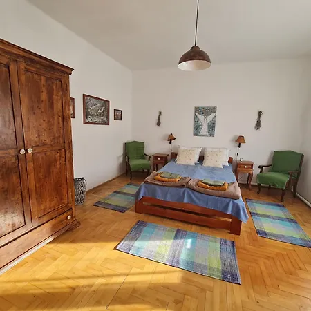 Sziget Gyoengye Vendeghaz Guest house *
