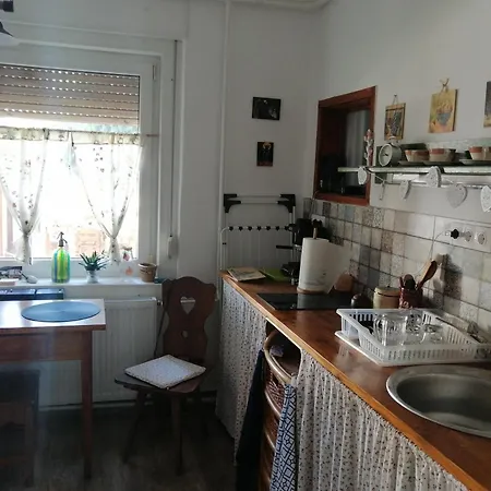 Sziget Gyoengye Vendeghaz Guest house Tahitotfalu