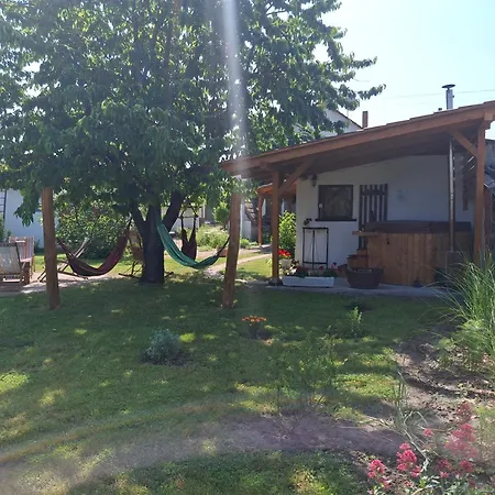 Maison d'hôtes Sziget Gyoengye Vendeghaz *