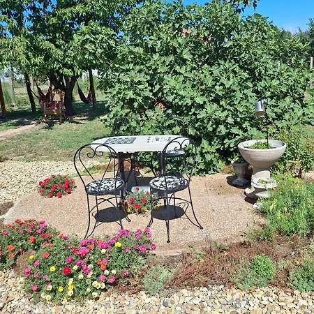 Sziget Gyoengye Vendeghaz Gæstehus 3*