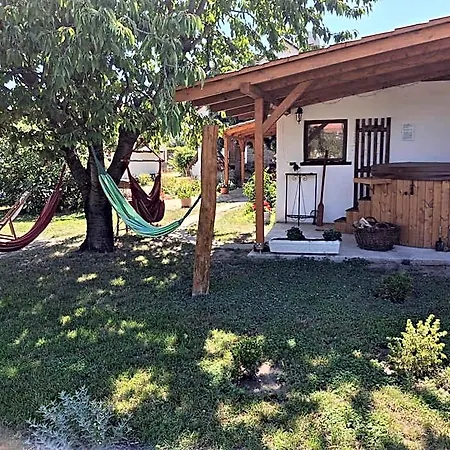 Sziget Gyöngye Maison d'hôtes 3*